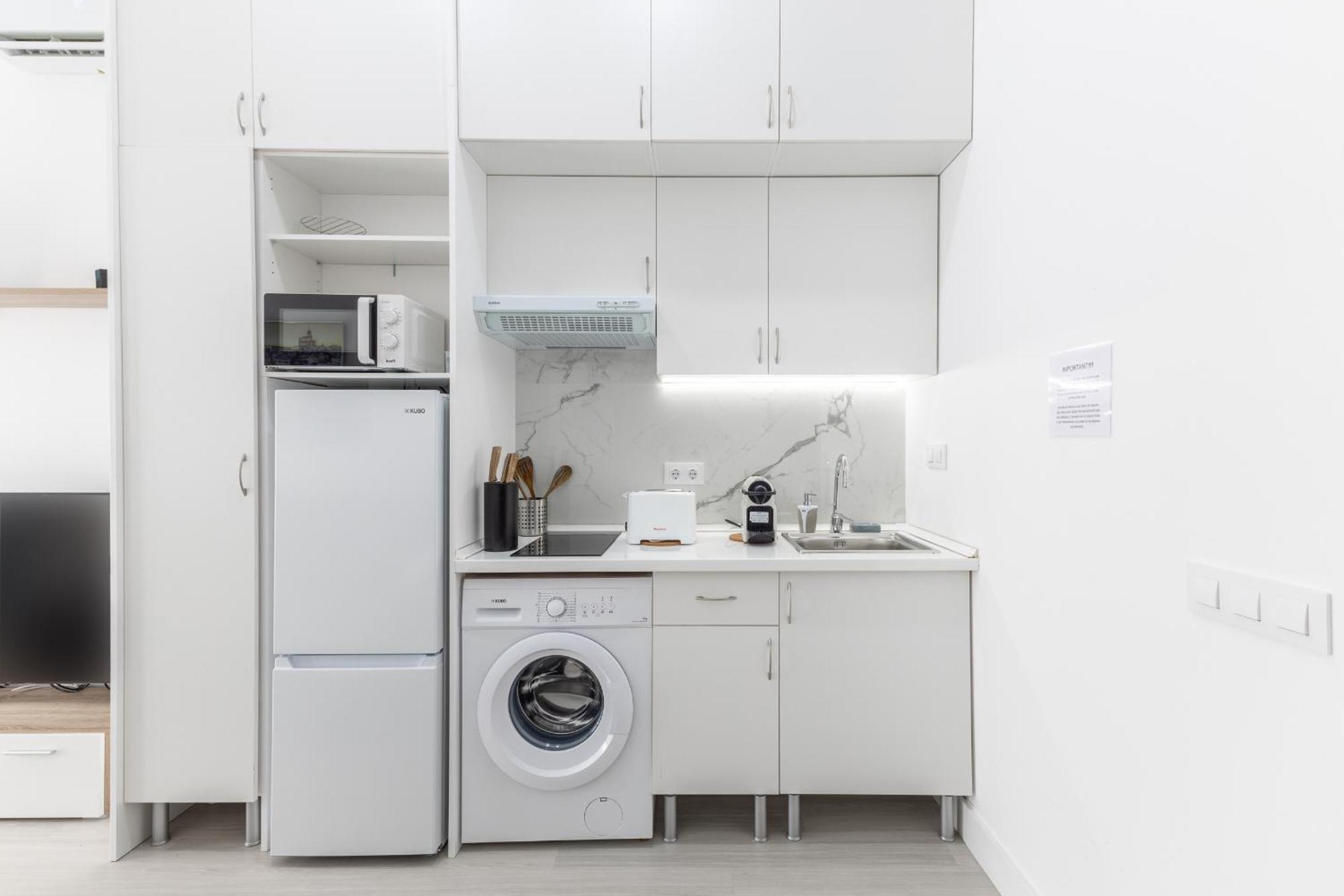Moncloa Apartment, Con Parking Opcional Madrid Kültér fotó